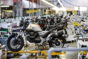 76 Moto Guzzi V85 TT production.jpg